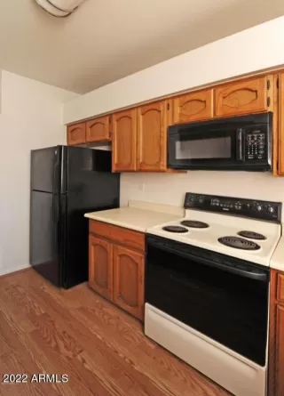 Photo #3: 6368321 Listing