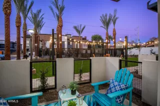 Photo #5: 6368705 Listing