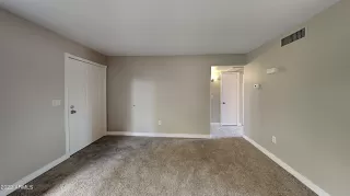 Photo #3: 6368707 Listing 