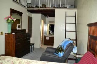 Photo #6: 6369023 Listing 