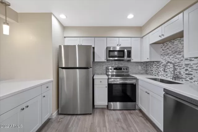 MLS: 6369706 Condo For Sale