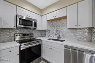 Photo #3: 6369706 Listing