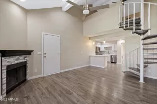 Photo #6: 6369706 Listing