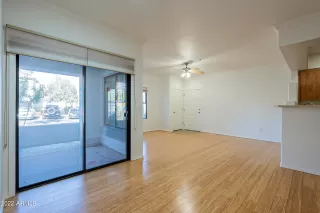 Photo #5: 6369869 Listing