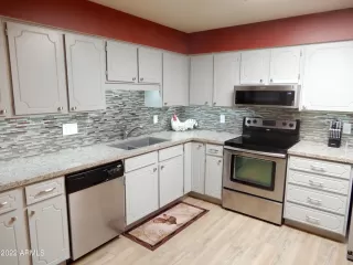 Photo #6: 6370007 Listing 