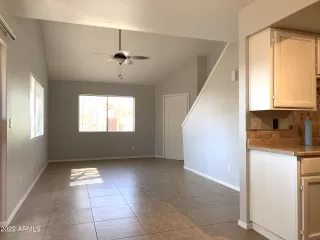 Photo #4: 6370011 Listing