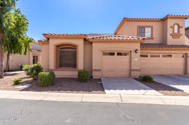 MLS: 6370070 Condo For Sale