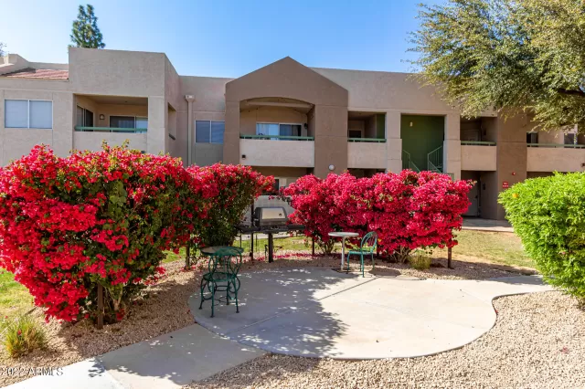 MLS: 6370214 Condo For Sale