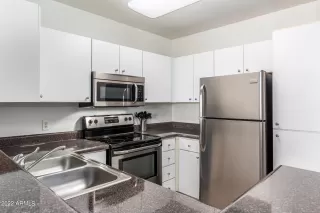 Photo #6: 6370214 Listing