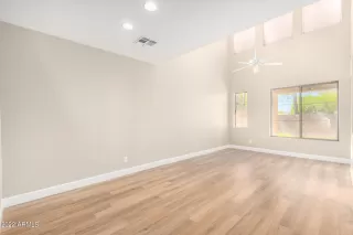 Photo #3: 6370450 Listing