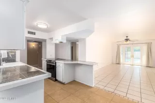 Photo #4: 6370590 Listing 