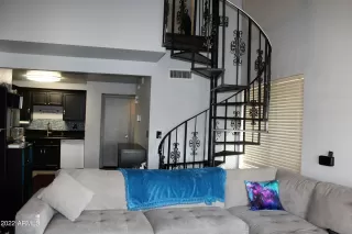 Photo #2: 6370603 Listing