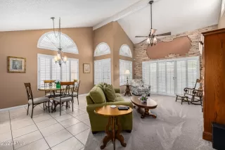 Photo #4: 6370606 Listing 