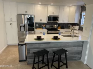 Photo #3: 6370627 Listing 