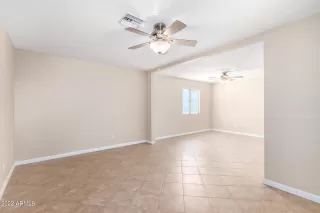 Photo #6: 6370901 Listing