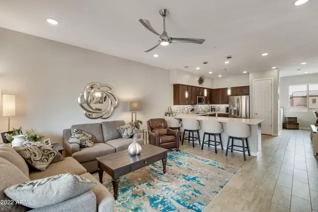 MLS: 6371027 Condo For Sale