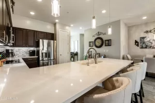 Photo #6: 6371027 Listing 