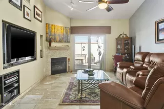 Photo #6: 6371601 Listing