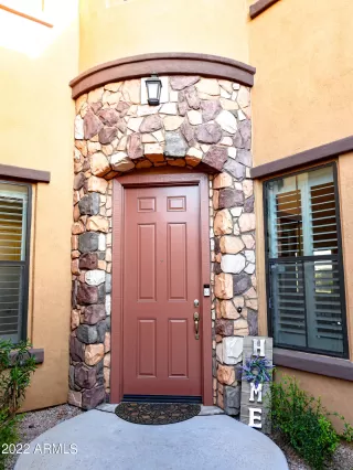 Photo #2: 6371840 Listing