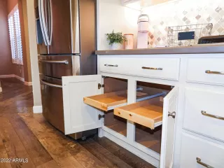 Photo #6: 6371840 Listing