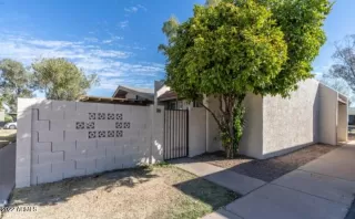 Photo #4: 6371966 Listing