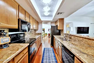 Photo #2: 6372051 Listing