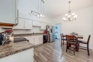 Photo #6: 6372208 Listing