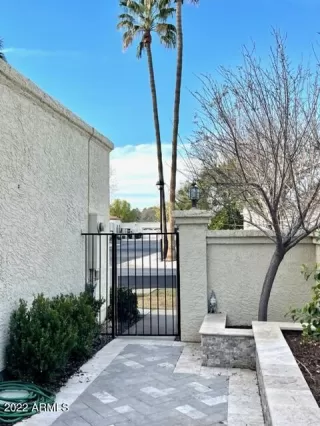 Photo #3: 6372242 Listing