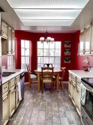 Photo #5: 6372242 Listing