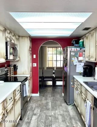 Photo #6: 6372242 Listing