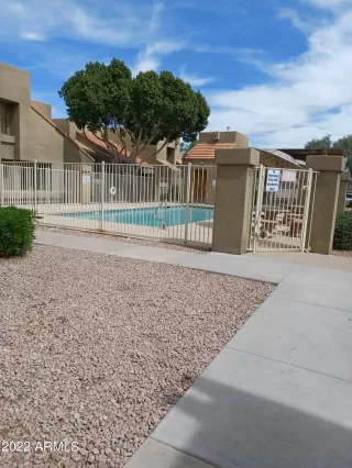 Photo #4: 6372264 Listing