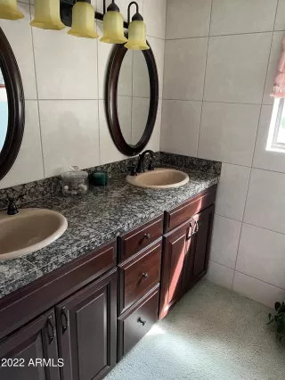 Photo #6: 6372303 Listing 