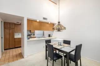 Photo #4: 6372306 Listing