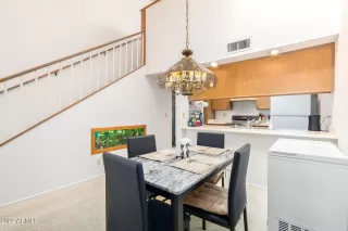 Photo #6: 6372306 Listing