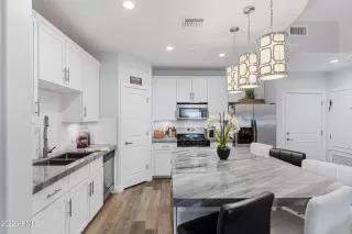 Photo #4: 6372668 Listing 