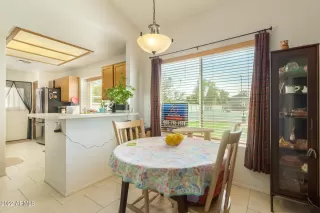 Photo #6: 6372942 Listing