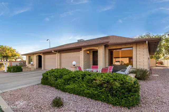 MLS: 6373020 Condo For Sale