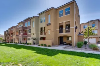 Photo #3: 6373034 Listing 