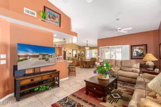 Photo #2: 6373056 Listing