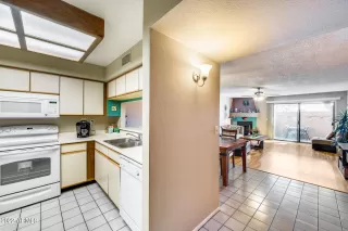 Photo #5: 6373095 Listing