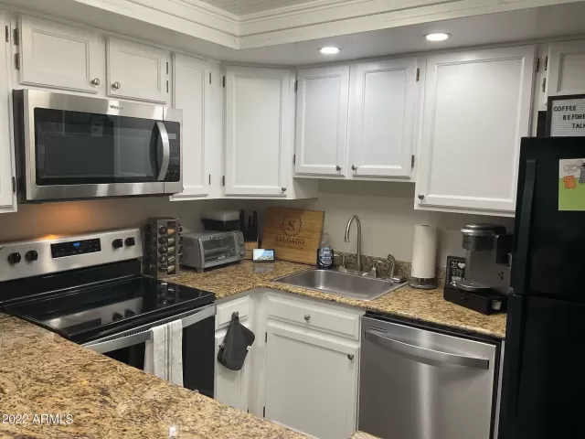 MLS: 6373211 Condo For Sale