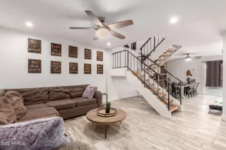 Photo #6: 6373240 Listing 