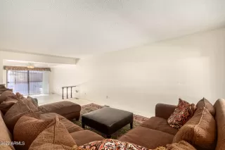 Photo #5: 6373352 Listing