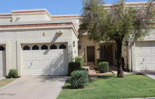 MLS: 6373447 Condo For Sale