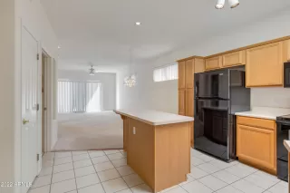 Photo #2: 6373704 Listing