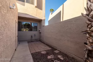 Photo #6: 6374003 Listing