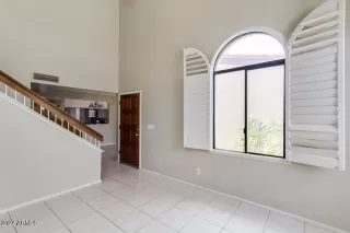 Photo #5: 6374113 Listing