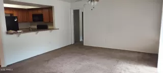 Photo #6: 6374374 Listing