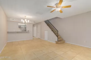 Photo #3: 6374430 Listing