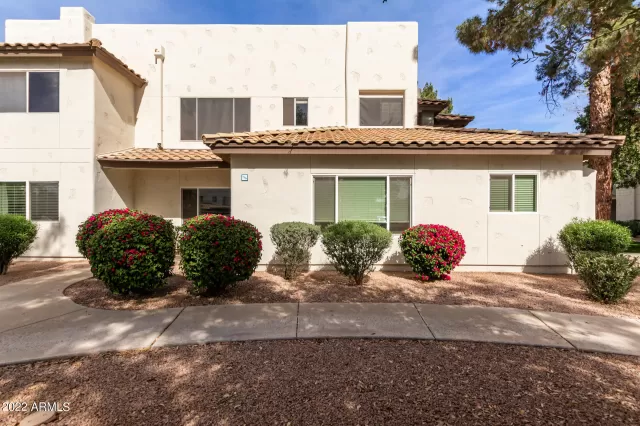 MLS: 6374438 Condo For Sale